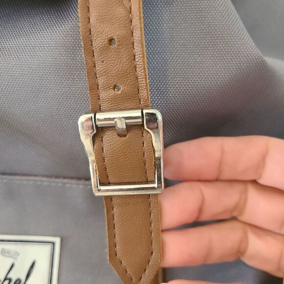 Herschel Supply Co. Retreat backpack - Picture 3 of 9